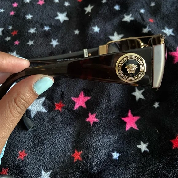 Versace sunglasses - Picture 6 of 7